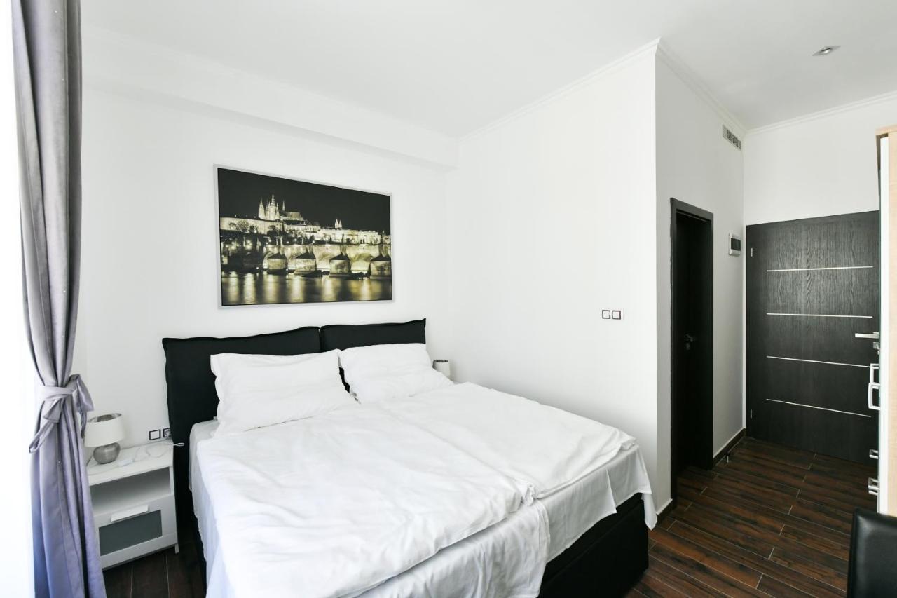 Apartmany Na Namesti 85 Йндрихув Храдец Екстериор снимка