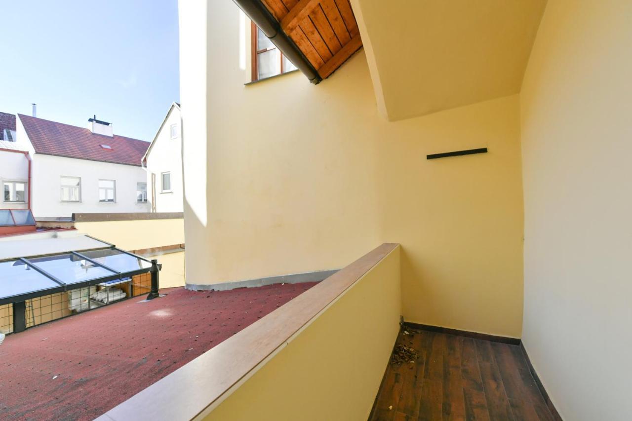 Apartmany Na Namesti 85 Йндрихув Храдец Екстериор снимка