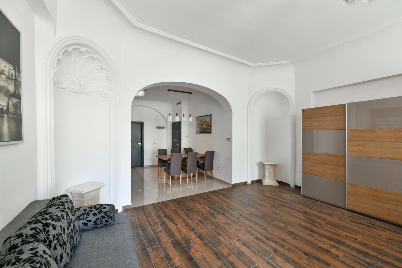 Apartmany Na Namesti 85 Йндрихув Храдец Екстериор снимка