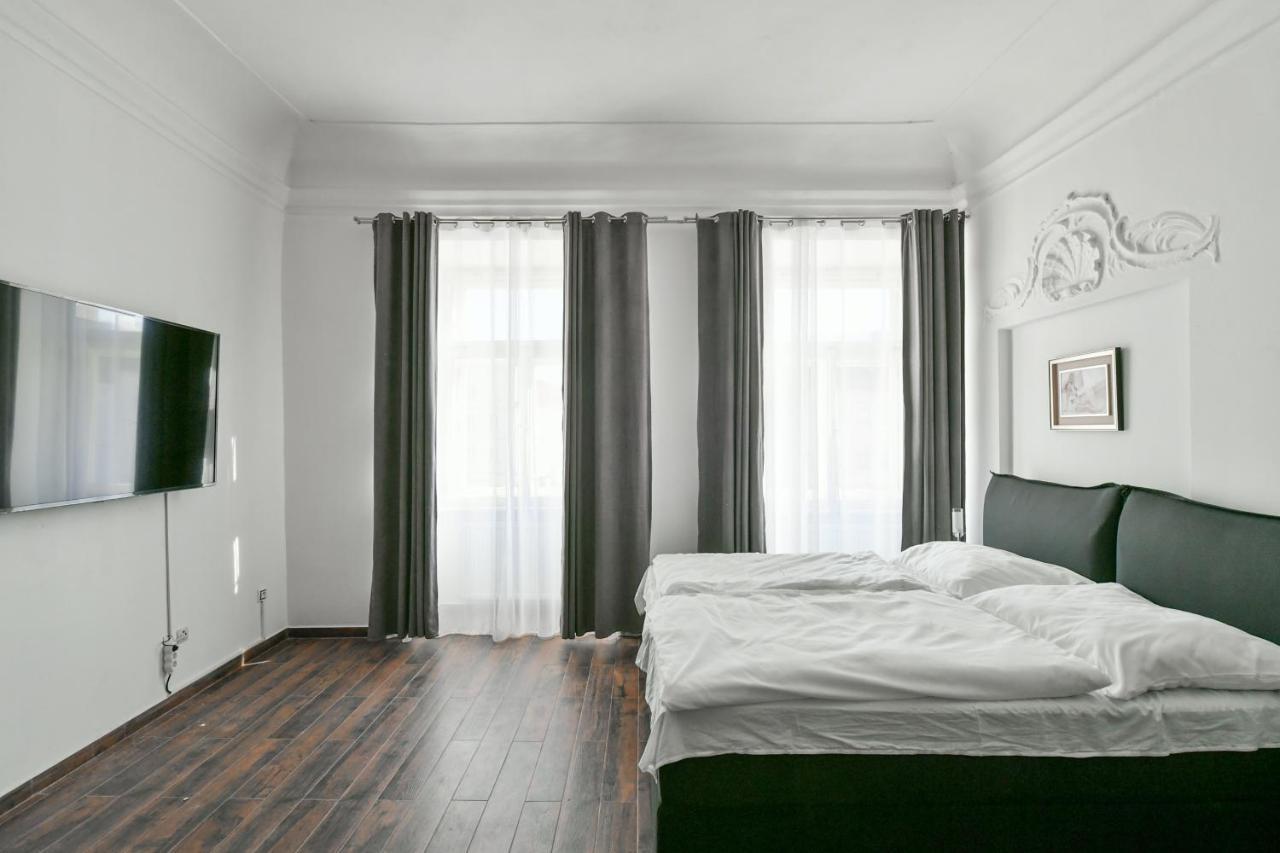 Apartmany Na Namesti 85 Йндрихув Храдец Екстериор снимка
