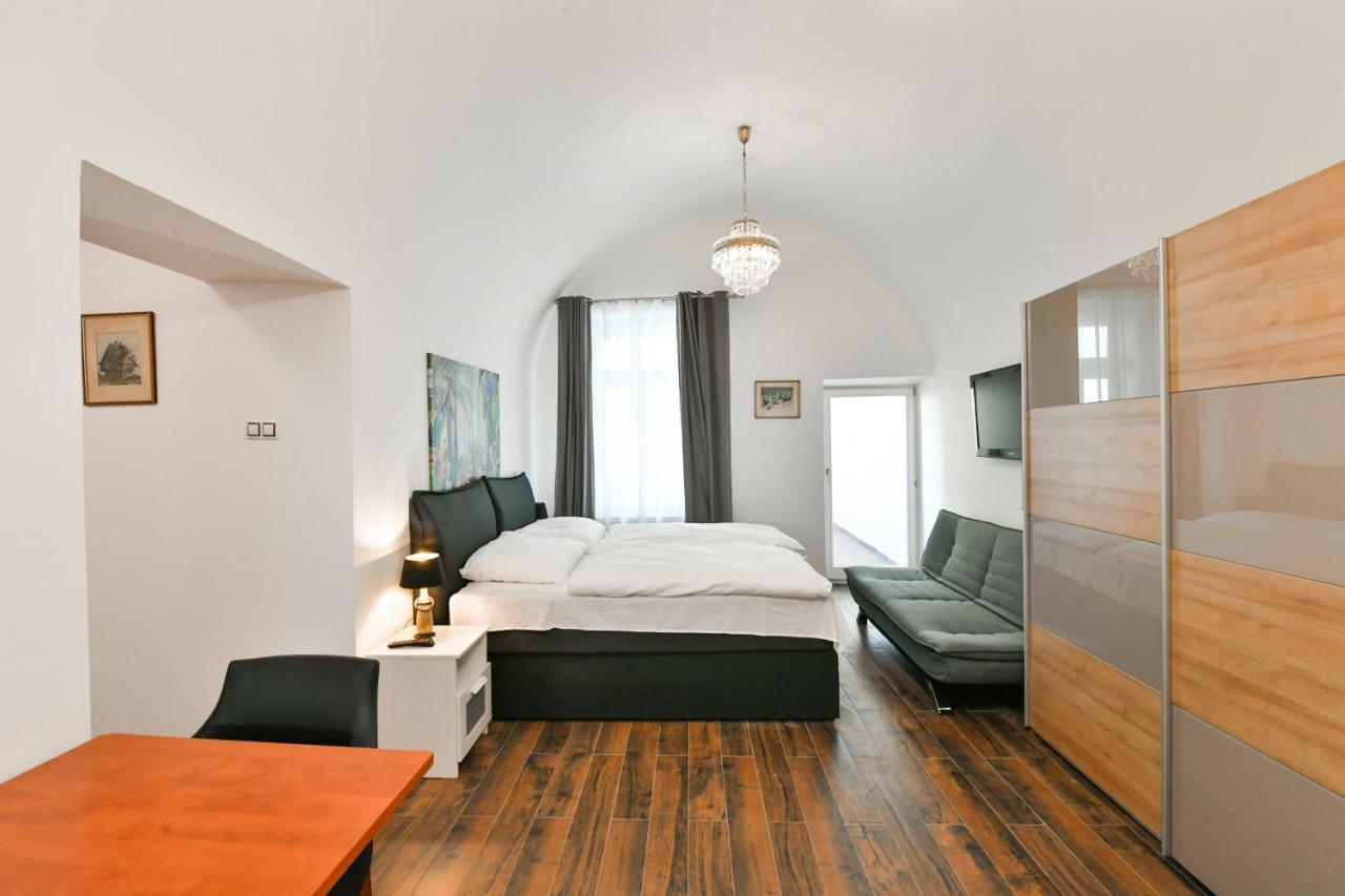 Apartmany Na Namesti 85 Йндрихув Храдец Екстериор снимка