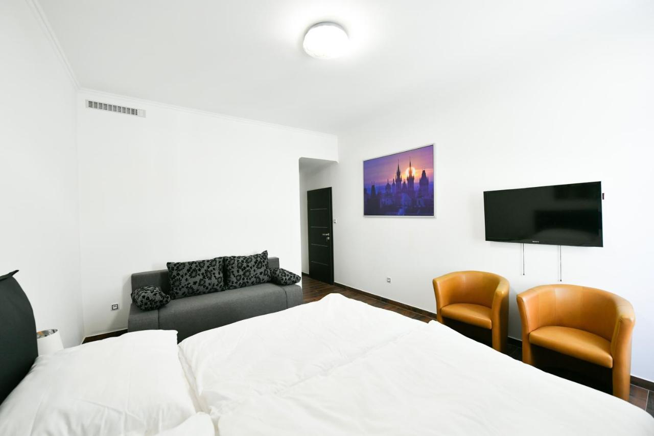 Apartmany Na Namesti 85 Йндрихув Храдец Екстериор снимка