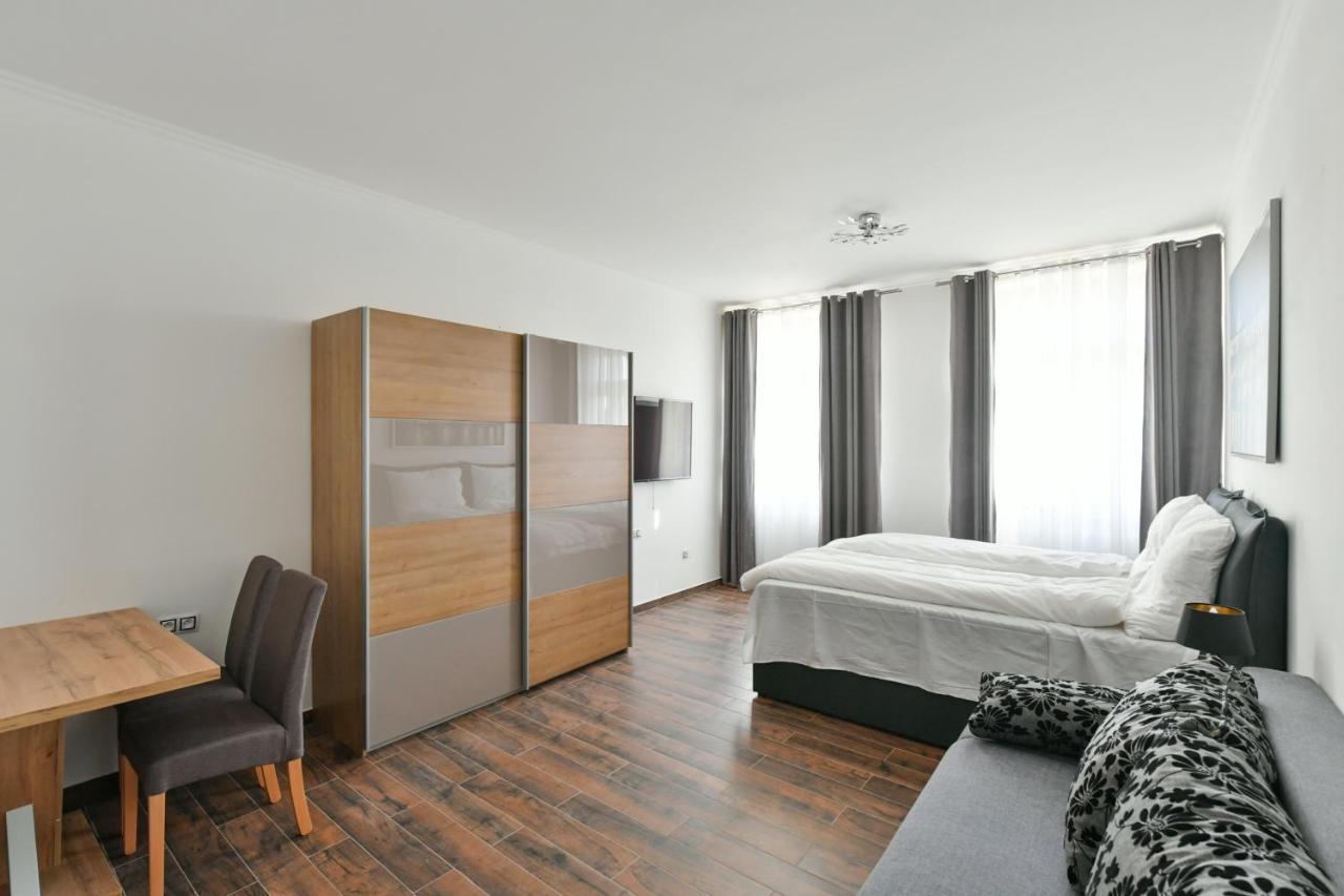 Apartmany Na Namesti 85 Йндрихув Храдец Екстериор снимка