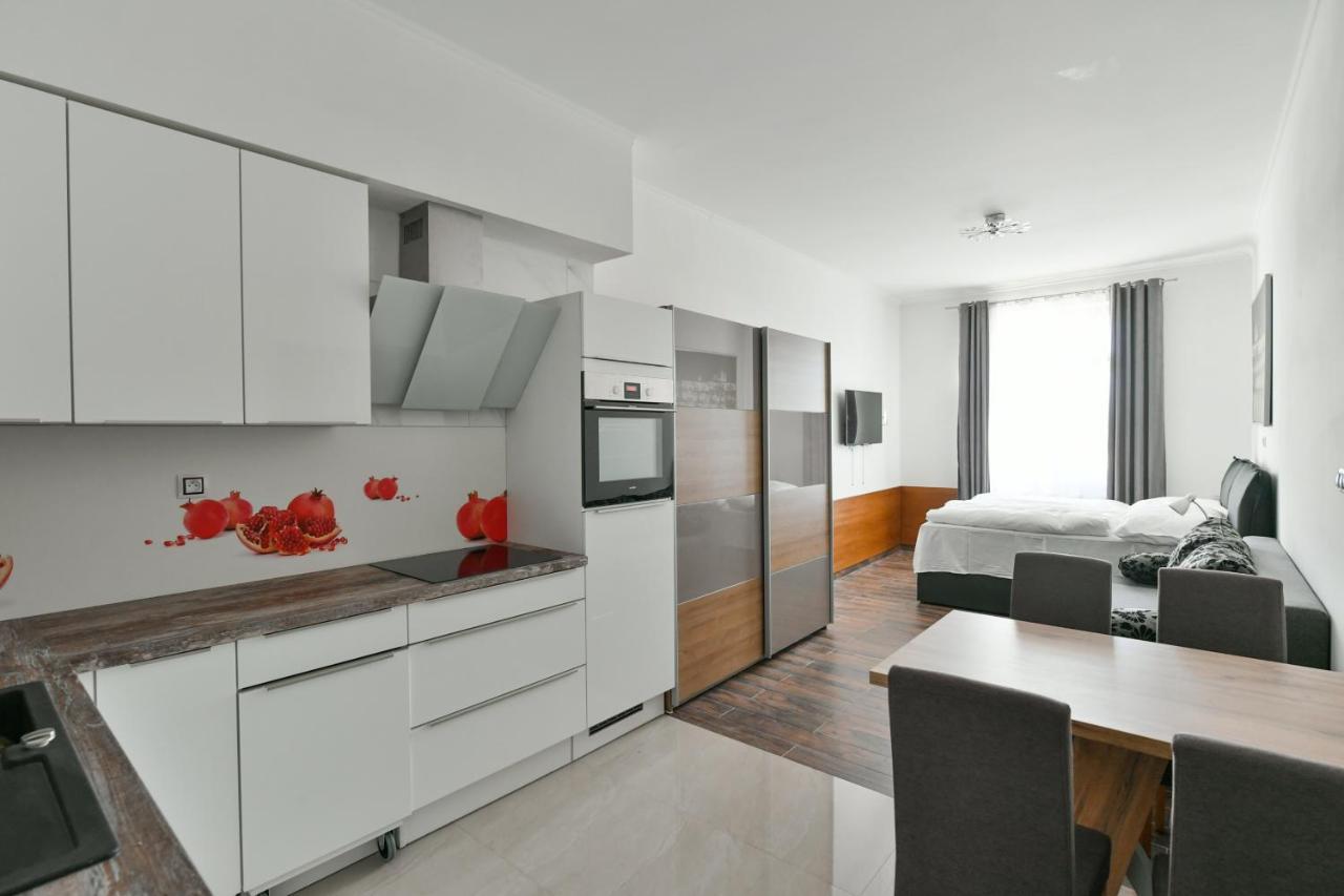 Apartmany Na Namesti 85 Йндрихув Храдец Екстериор снимка