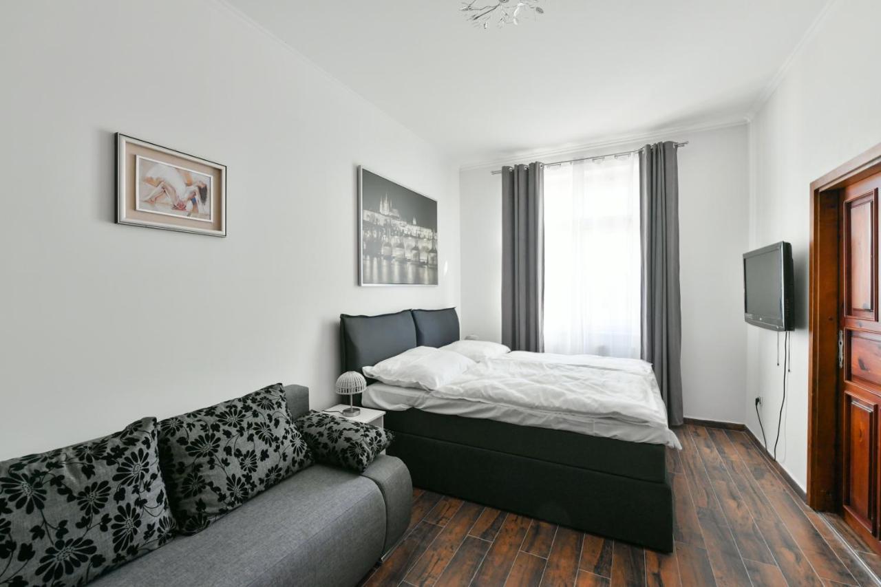 Apartmany Na Namesti 85 Йндрихув Храдец Екстериор снимка
