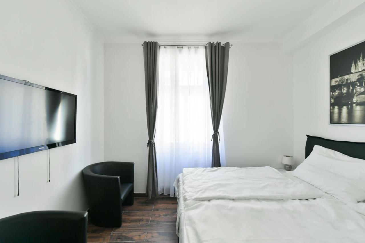 Apartmany Na Namesti 85 Йндрихув Храдец Екстериор снимка