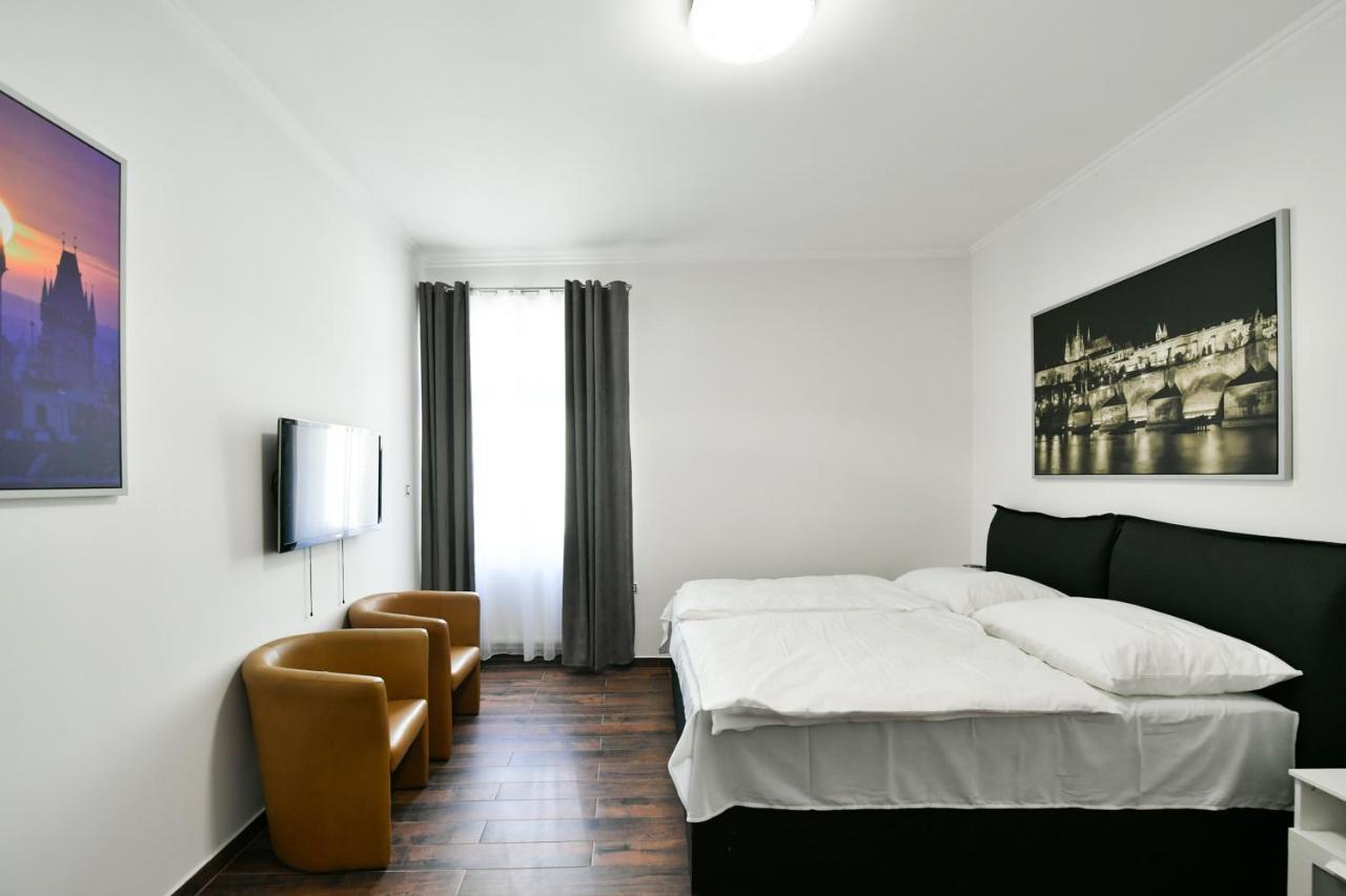Apartmany Na Namesti 85 Йндрихув Храдец Екстериор снимка