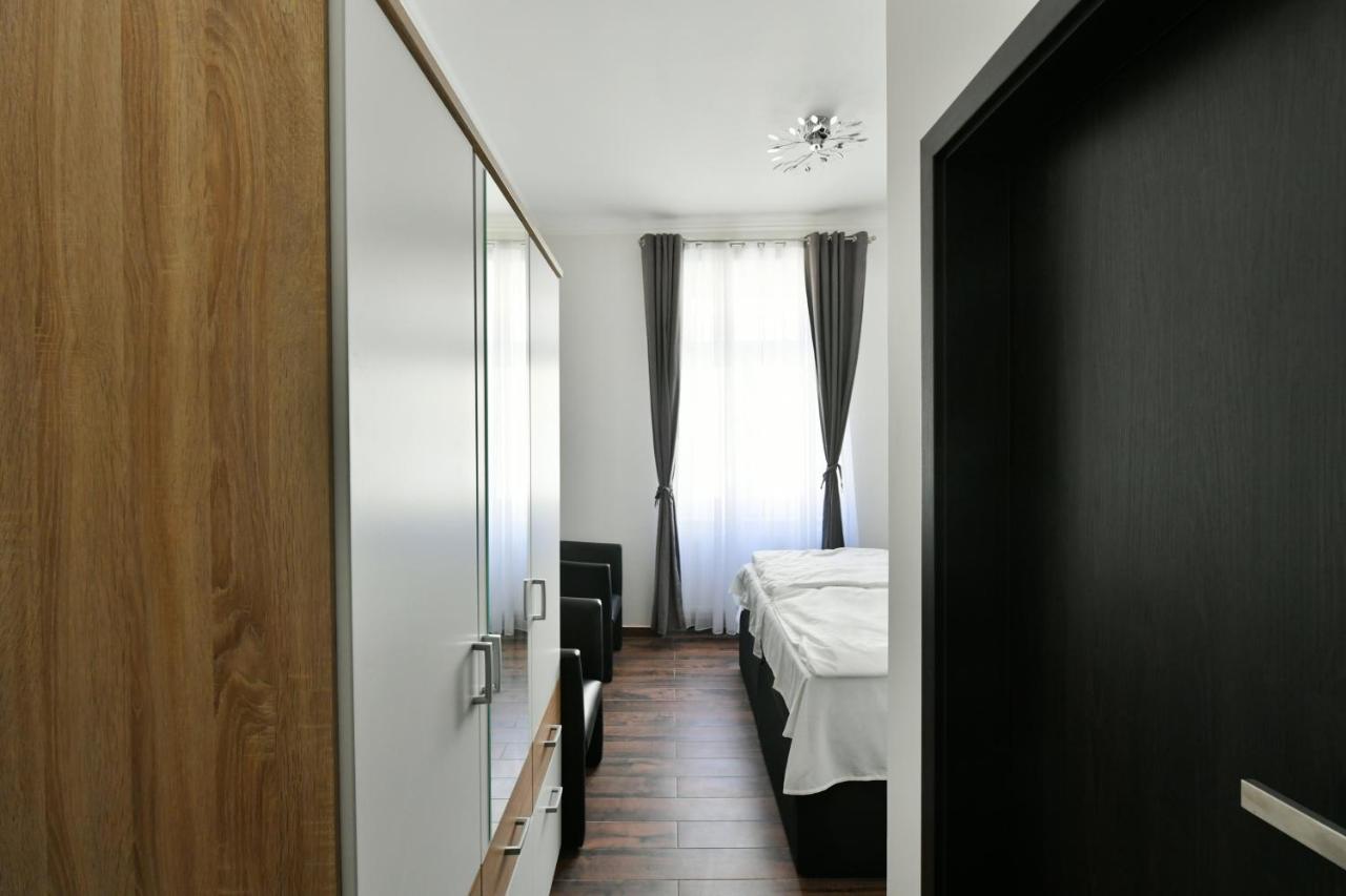 Apartmany Na Namesti 85 Йндрихув Храдец Екстериор снимка